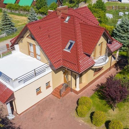 Willa Edi Władysławowo Exteriör bild